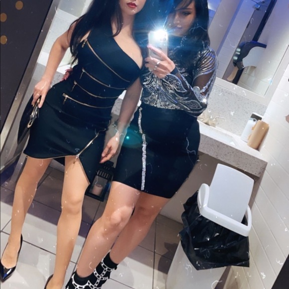 🖤🔥 Bandage Zip Dress 🔥 🖤 LIKE NEW - Picture 4 of 4